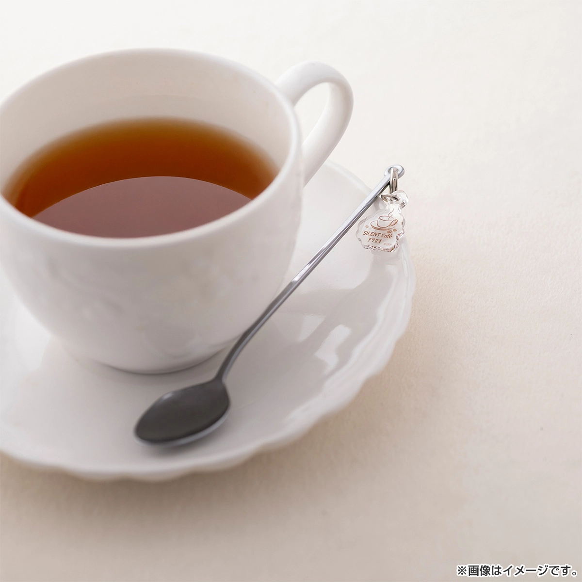 やぶさかではございません チャーム付きティースプーン